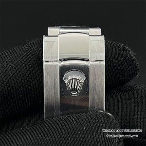 VSF VS3235 DateJust 41mm 126300 Smooth Bezel Blue Dial Oyster Bracelet - Image 5