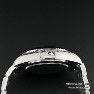 ZF A2824 Skydweller 42mm Green Dial Oyster Bracelet - Image 4