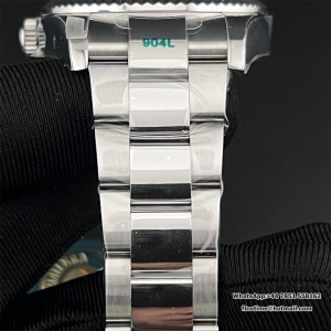 ZF A2824 Skydweller 42mm White Dial Oyster Bracelet - Image 5