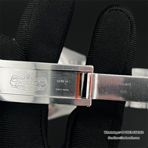 ZF A2824 Skydweller 42mm White Dial Oyster Bracelet - Image 7