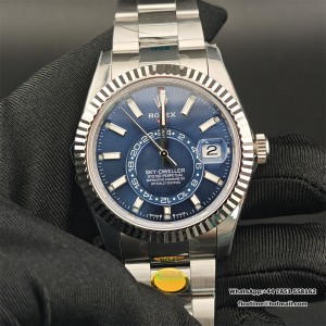 ZF A2824 Skydweller 42mm Blue Dial Oyster Bracelet - Image 1