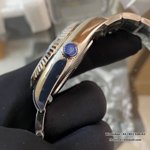 ZF A2824 Skydweller 42mm Black Dial Oyster Bracelet - Image 4