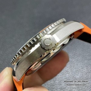VSF A8900 Planet Ocean 600M 43.5mm 1/4 Orange Black Dial Black Rubber Strap VSF A8900 43.5mm  Black Rubber Strap VSF - Image 6