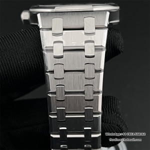 ZF Swiss Quartz AP Royal Oak 33mm 67651 Black Dial SS Bracelet - Image 5