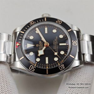 ZF A2836 Black Bay BB58 39mm Black Dial SS Bracelet - Image 6