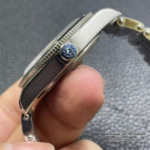 ZF A2836 Black Bay BB54 37mm Black Dial SS Bracelet - Image 5