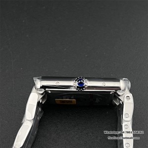 K11F Swiss Quartz Tank Must Medium 25.5mm White Dial SS Bracelet - Image 4