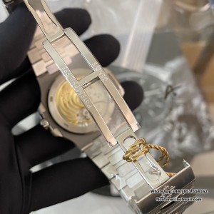 PPF A324SC Nautilus 5711 40mm White Dial SS Bracelet - Image 3