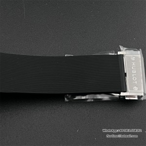 JJ+F A1110 Classic Fusion 42mm Black Dial Black Rubber Strap - Image 2