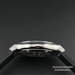 JJ+F A1110 Classic Fusion 42mm Black Dial Black Rubber Strap - Image 8