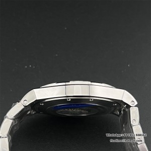PPF A1226SC Overseas 42mm 47040 Blue Dial SS Bracelet - Image 3