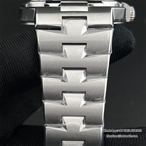 PPF A1226SC Overseas 42mm 47040 Black Dial SS Bracelet - Image 4