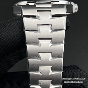 PPF A1226SC Overseas 42mm 47040 White Dial SS Bracelet - Image 4