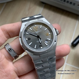 PPF A1226SC Overseas 42mm 47040 Grey Dial SS Bracelet - Image 4