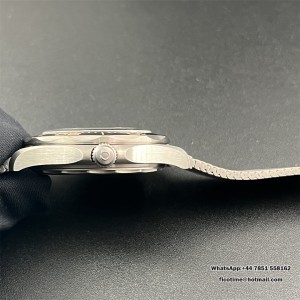 VSF A8806 Seamaster Diver 300M “No Time To Die” 42mm NTTD Black Dial titanium Bracelet V7 - Image 4