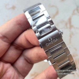 VSF A8938 Aqua Terra 150M Worldtimer 43mm SS/SS Blue Dial - Image 4