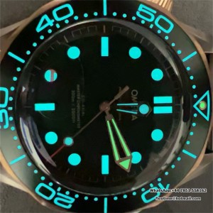 VSF A8806 Seamaster 300m 2024 42mm TI/TI Green Dial - Image 6