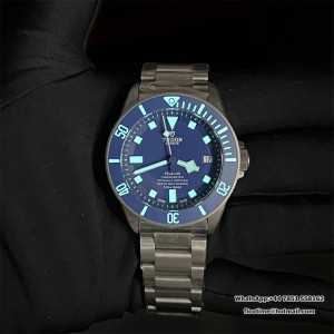 XF A2824 Blue Pelagos 42MM  Gray Titanium Bracelet - Image 9