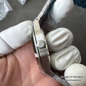 Royal Oak 15510 SS TOP 1:1 Best Edition Black Dial on SS Bracelet SA4302 Super Clone - Image 4