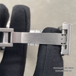 Pilot Chrono IW388113 APSF Black Dial on SS Bracelet SA69385 Super Clone - Image 7