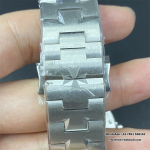 Overseas 47040 42mm SS/SS White/Stk MKSF MY9019 - Image 6