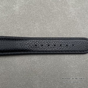 F1F Tank Must 33.7*25.5 White Dial Black Leather Strap Swiss Quartz - Image 3