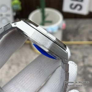 Royal Oak Chrono 26240 SS V2 APSF 1:1 Best Edition Blue Dial on SS Bracelet SA4401 Super Clone (Free Sprung) - Image 3