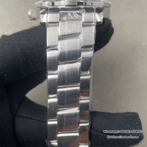 Avenger Seawolf GMT 44mm SS Black Dial with Red Second Hand on SS Bracelet A2834 - Image 4