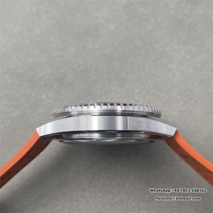 Planet Ocean 600M Orange Ceramic Black Dial on Orange Rubber VS+F A8800 - Image 8