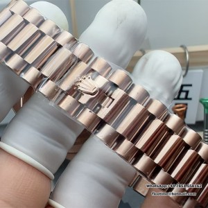 DayDate 40 228235 VSF 1:1 Best Edition White MOP Crystal Dial on President Bracelet VS3255 V2 - Image 4
