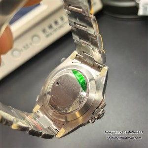 VSF VS3235 Sea Dweller 43mm Single Red Black Dial SS Bracelet - Image 4