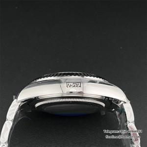 ZF A2824 Skydweller 42mm White Dial Oyster Bracelet - Image 4