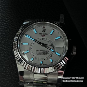 ZF A2824 Skydweller 42mm White Dial Oyster Bracelet - Image 9
