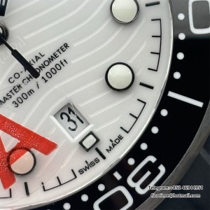 VSF A8800 Seamaster Diver 300M 42mm Ceramic White Dial Black Rubber Strap VSF A8800 42mm  Black Rubber Strap VSF - Image 8