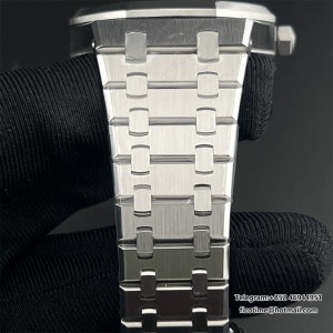 ZF A4302 AP Royal Oak 41mm 15500 White Dial SS Bracelet free sprung - Image 5