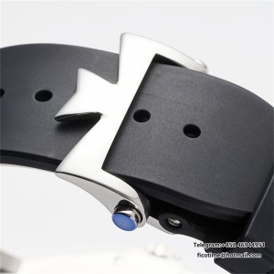 PPF A1226SC Overseas 42mm 47040 White Dial Black Rubber Strap - Image 4