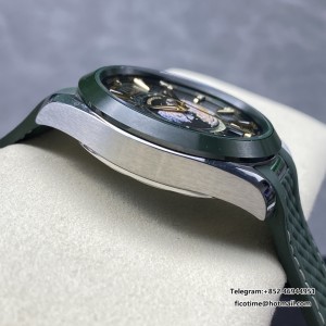 VSF A8938 Aqua Terra 150M 43mm Worldtimer SS/RU Green Dial - Image 8