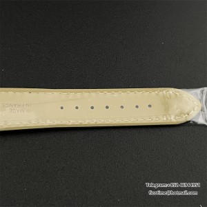 AF Quartz Tank Must 33.7x25.5mm  White Dial Black Leather Strap - Image 7