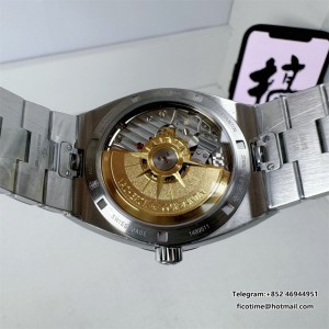 8F A5100 Overseas 4500V 41mm Silver Dial SS Bracelet - Image 6