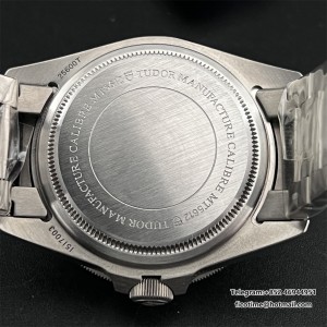 XF A2824 Black Pelagos 42MM  Gray Titanium Bracelet - Image 7