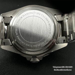 XF A2824 Blue Pelagos 42MM  Gray Titanium Bracelet - Image 8