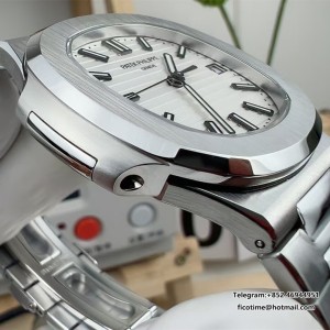 Nautilus 5711 BBF White Dial on SS Bracelet DD324 Super Clone - Image 7
