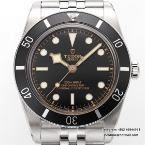 ZF A2824 Black Bay BB54 37mm Black Dial Jubilee Bracelet - Image 3
