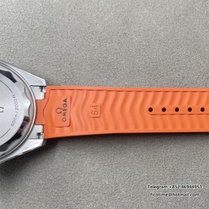 Planet Ocean 600M Orange Ceramic Black Dial on Orange Rubber VS+F A8800 - Image 4