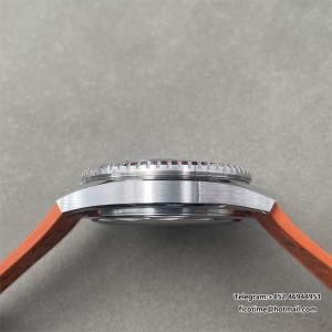 Planet Ocean 600M Orange Ceramic Black Dial on Orange Rubber VS+F A8800 - Image 8
