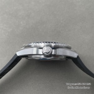 Planet Ocean 600M Blue Ceramic Black Dial on Black Rubber VS+F A8800 - Image 7