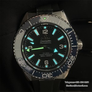 Planet Ocean 600M Blue Ceramic Black Dial on Black Rubber VS+F A8800 - Image 9