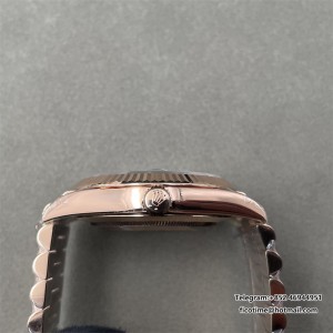 DayDate 40 228235 VSF 1:1 Best Edition Green Roman Dial on President Bracelet VS3255 - Image 3